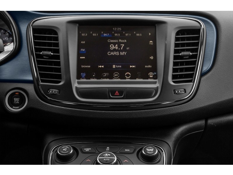 2016 Chrysler 200 S AWD Interior Shot 2