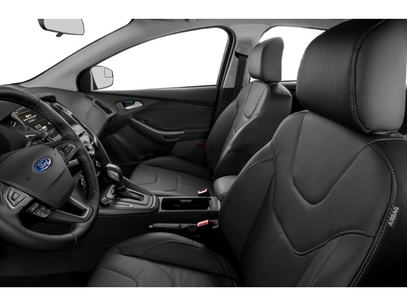 2015 Ford Focus 5dr HB SE Interior Shot 4