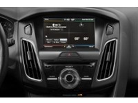 2015 Ford Focus 5dr HB SE Interior Shot 2
