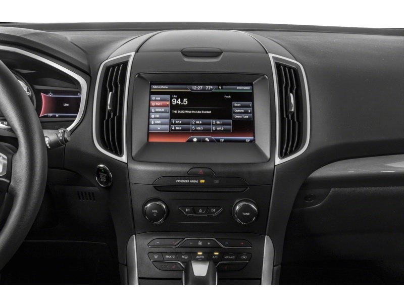 2016 Ford Edge 4dr Titanium AWD Interior Shot 2