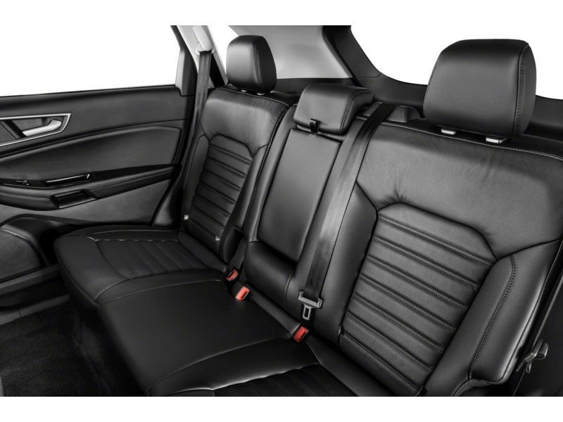 2016 Ford Edge 4dr Titanium AWD Interior Shot 6