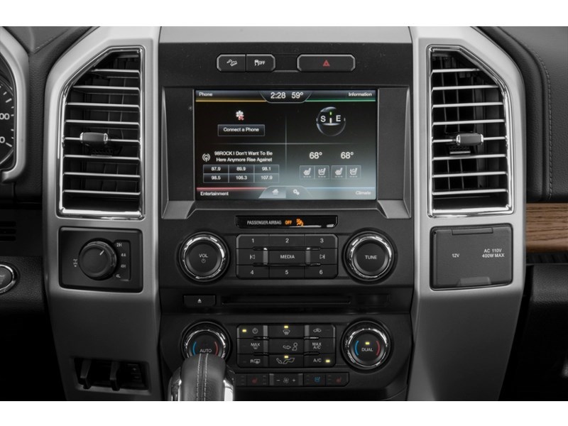 2016 Ford F-150 4WD SuperCrew 145" Lariat Interior Shot 2