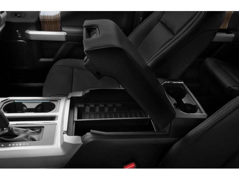 2016 Ford F-150 4WD SuperCrew 145" Lariat Interior Shot 7