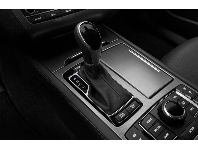 2016 Hyundai Genesis 3.8 Luxury Exterior Shot 12