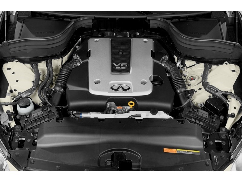 2015 INFINITI QX50 Base Exterior Shot 3