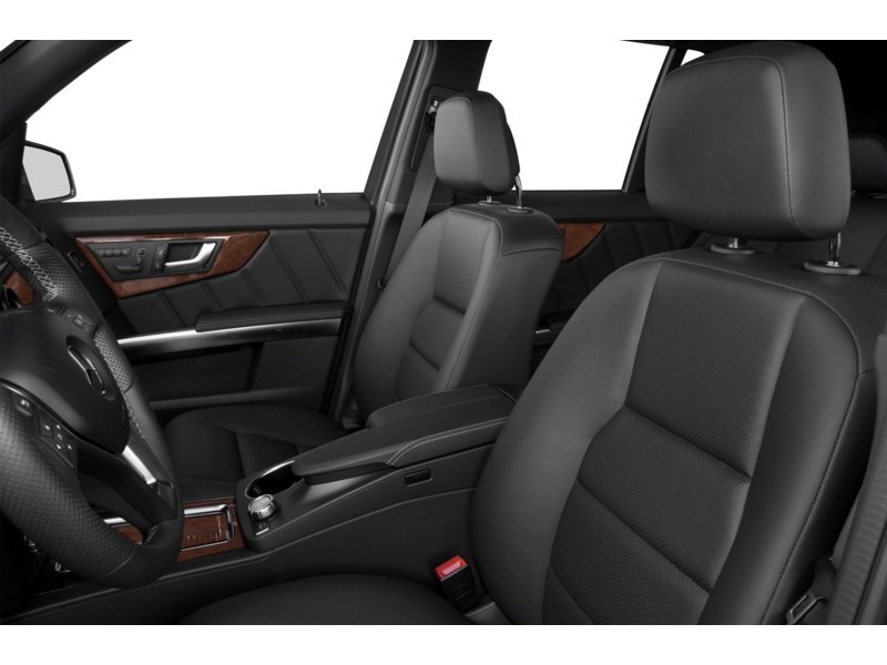 2015 Mercedes-Benz GLK-Class 4MATIC 4dr GLK 250 BlueTec Interior Shot 4