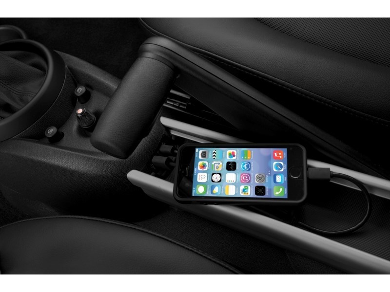 2015 MINI Countryman ALL4 4dr S Exterior Shot 13