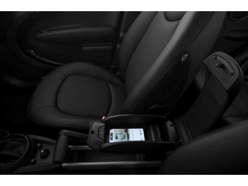 2015 MINI Countryman ALL4 4dr S Interior Shot 8