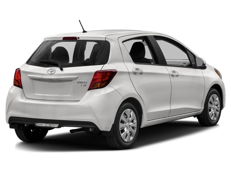 2017 Toyota Yaris 5dr HB Auto LE Exterior Shot 2