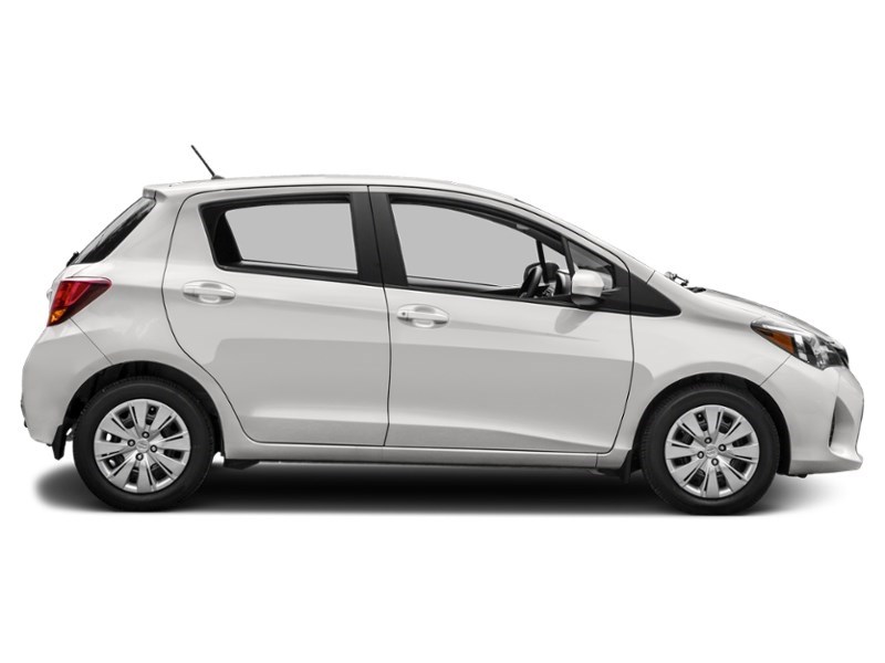 2017 Toyota Yaris 5dr HB Auto LE Exterior Shot 11