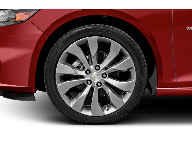 2017 Chevrolet Malibu 4dr Sdn Premier w/2LZ Exterior Shot 5