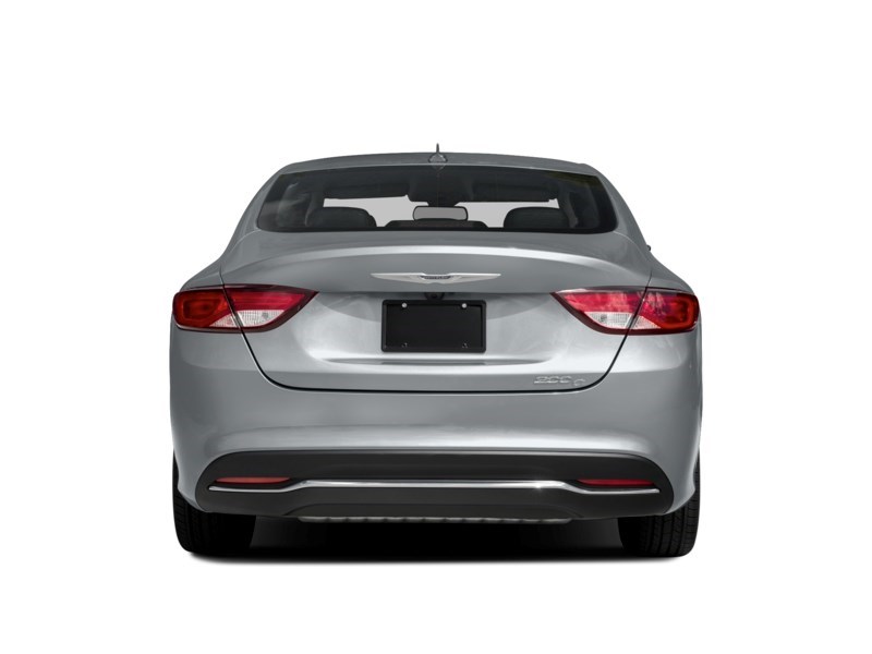 2016 Chrysler 200 4dr Sdn C FWD Exterior Shot 8