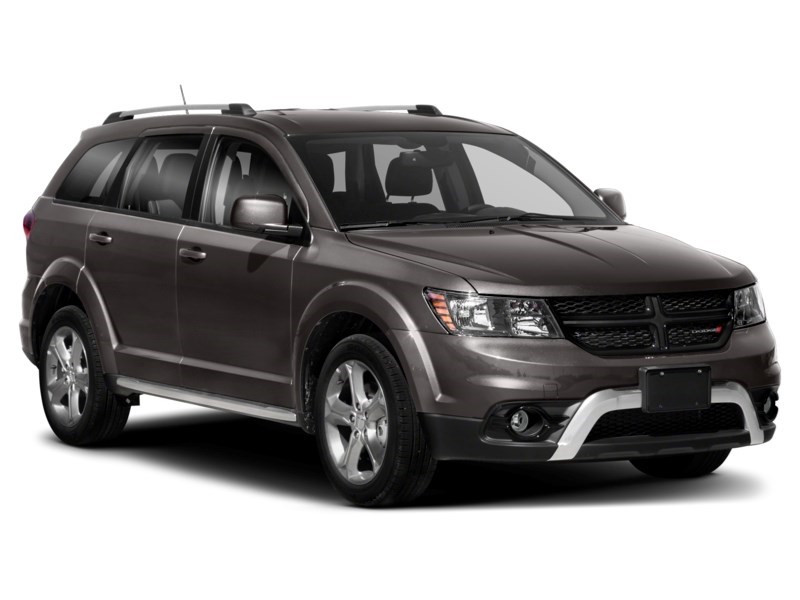 2017 Dodge Journey AWD 4dr Crossroad Exterior Shot 9