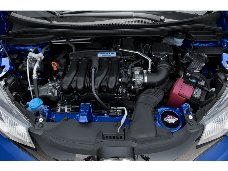 2016 Honda Fit 5dr HB Man LX Exterior Shot 3