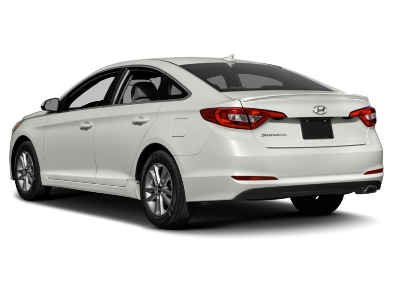 2015 Hyundai Sonata 4dr Sdn 2.4L Auto GLS Exterior Shot 10