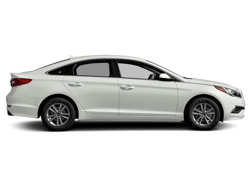 2015 Hyundai Sonata 4dr Sdn 2.4L Auto GLS Exterior Shot 11