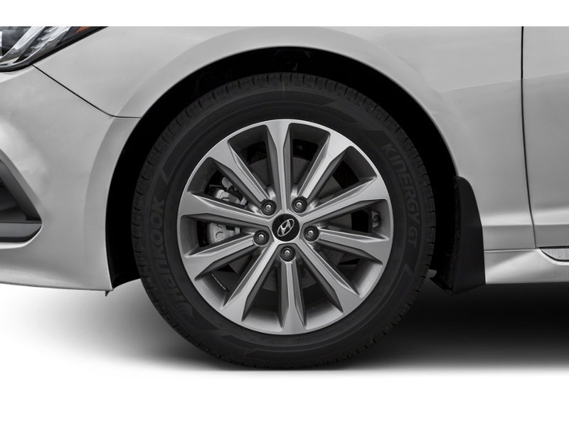 2016 Hyundai Sonata 4dr Sdn 2.4L Auto Limited Exterior Shot 5