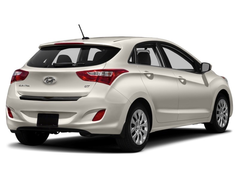 2016 Hyundai Elantra GT 5dr HB Auto GL Exterior Shot 2