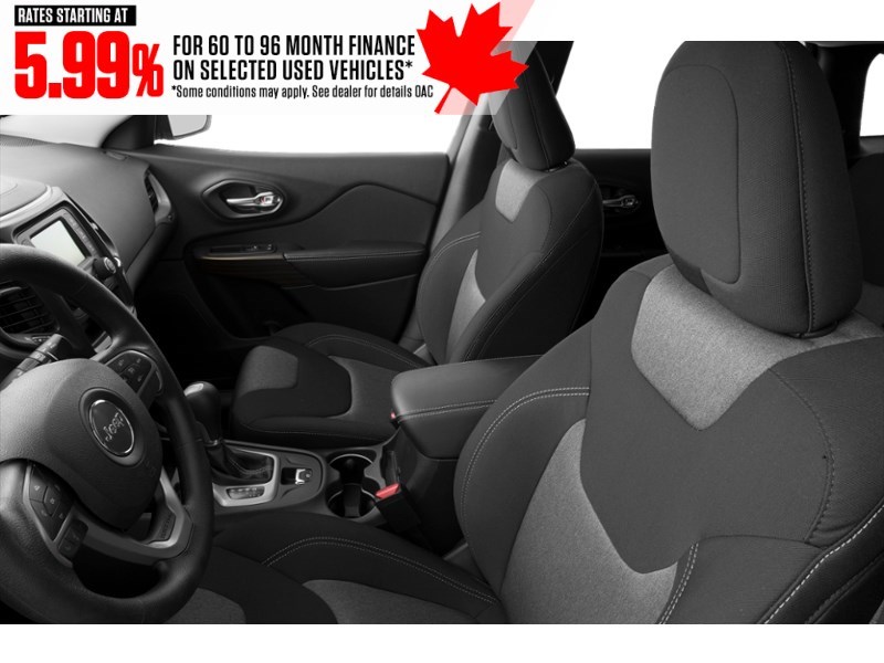 2017 Jeep Cherokee 4WD 4dr Altitude Interior Shot 4