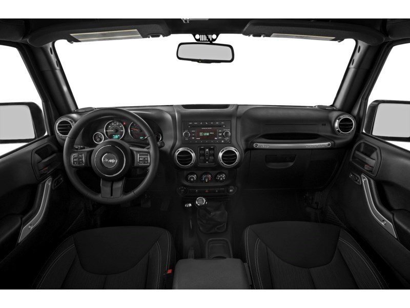 2015 Jeep Wrangler Unlimited Sahara Interior Shot 6
