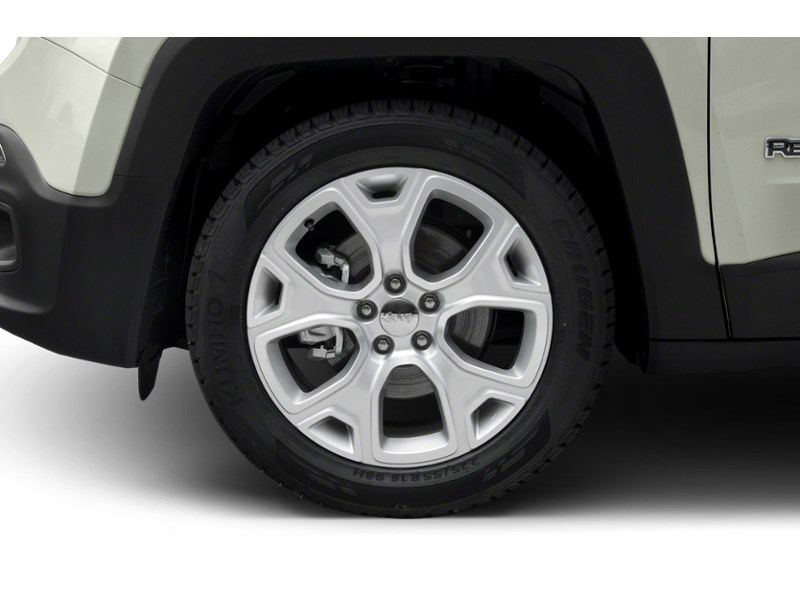 2015 Jeep Renegade 4WD 4dr Limited Exterior Shot 5