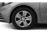 2016 Kia Forte 5dr HB Man LX+ Exterior Shot 5