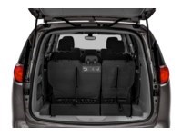 2018 Chrysler Pacifica L 2WD Exterior Shot 4