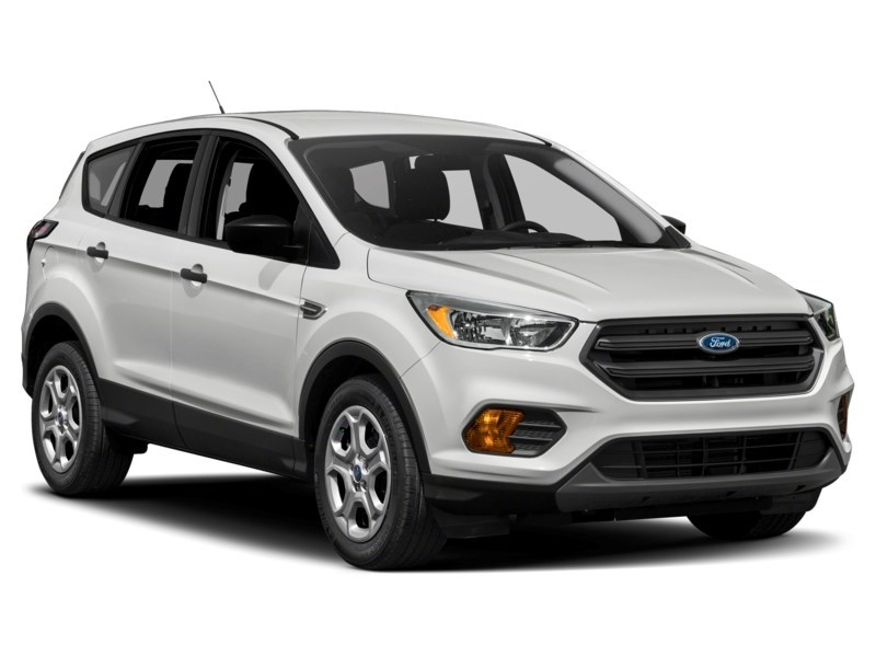 2017 Ford Escape FWD 4dr SE Exterior Shot 9