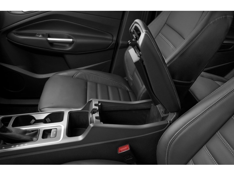 2018 Ford Escape Titanium Interior Shot 7