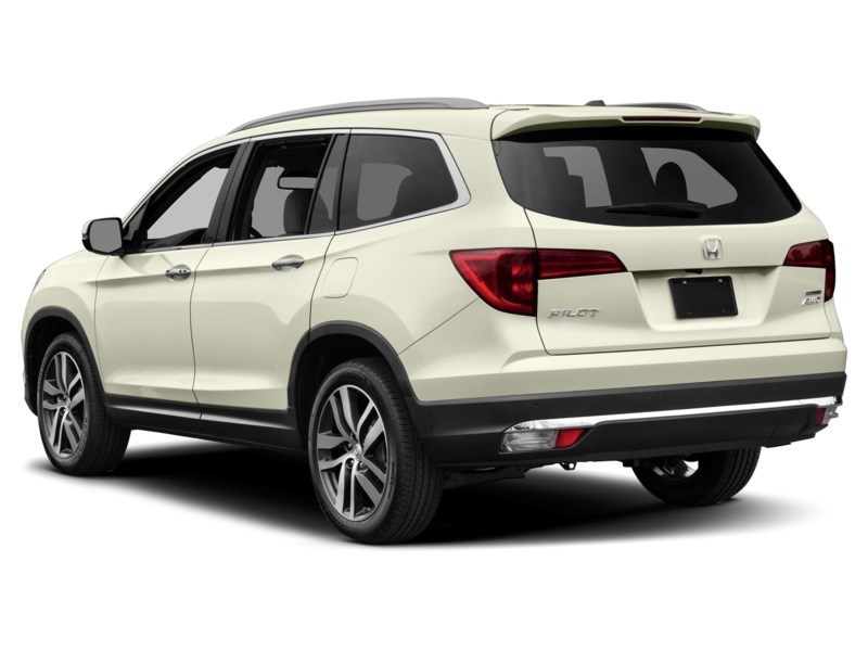 2017 Honda Pilot 4WD 4dr Touring Exterior Shot 10