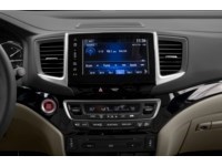 2017 Honda Pilot 4WD 4dr Touring Interior Shot 2