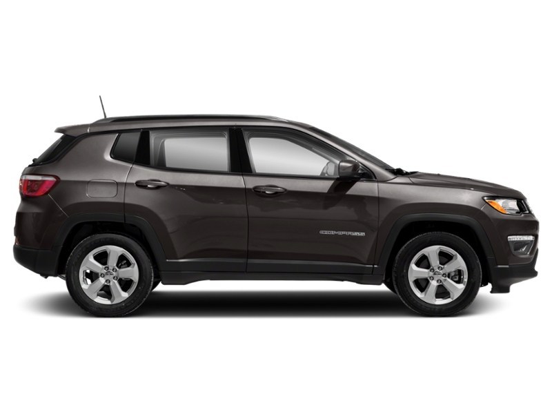 2018 Jeep Compass North FWD Exterior Shot 11