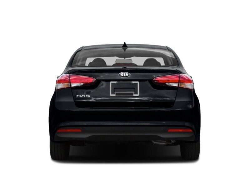 2017 Kia Forte 4dr Sdn Auto LX Exterior Shot 8