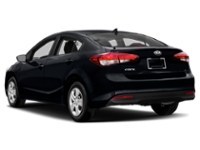 2017 Kia Forte 4dr Sdn Auto LX Exterior Shot 10