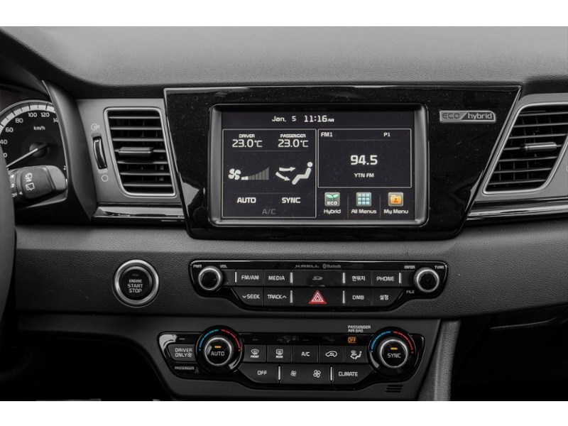 2018 Kia Niro SX Touring FWD Interior Shot 2