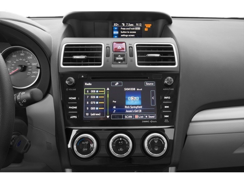 2017 Subaru Forester 5dr Wgn CVT 2.5i Convenience Interior Shot 2