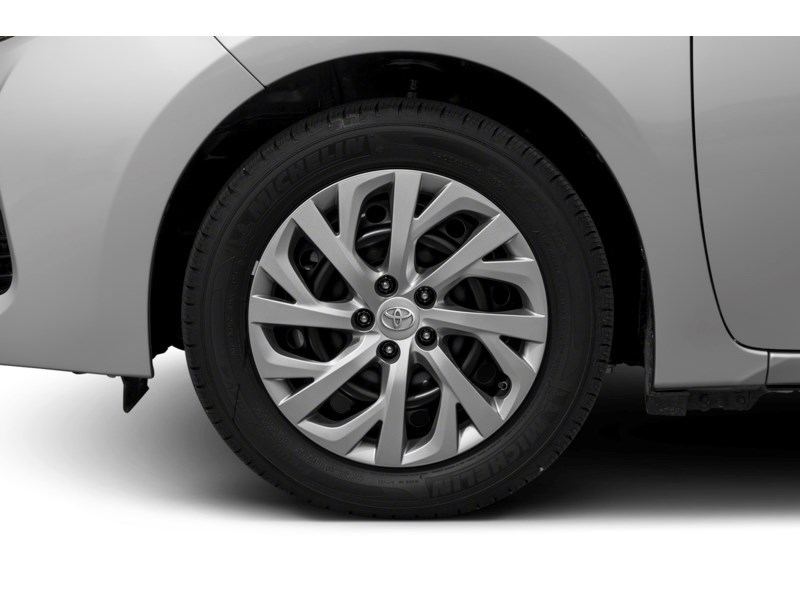 2019 Toyota Corolla LE CVT Exterior Shot 5