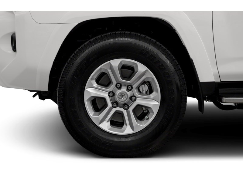 2019 Toyota 4Runner 4WD Exterior Shot 5