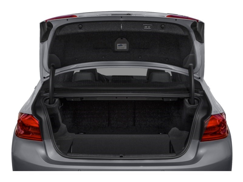 2018 BMW 530e 530e xDrive iPerformance Plug-In Hybrid Exterior Shot 4