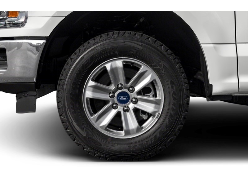 2018 Ford F-150 XLT /FX4/ SPORT APPEREANCE Exterior Shot 5