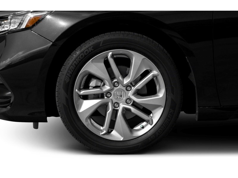 2018 Honda Accord LX CVT Exterior Shot 5
