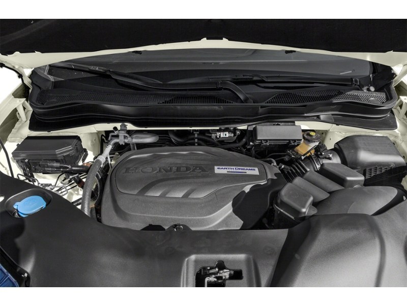 2018 Honda Pilot EX AWD Exterior Shot 3