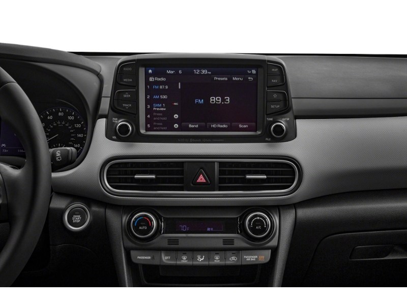 2018 Hyundai Kona 1.6T Ultimate AWD w/Colour Pack Interior Shot 2