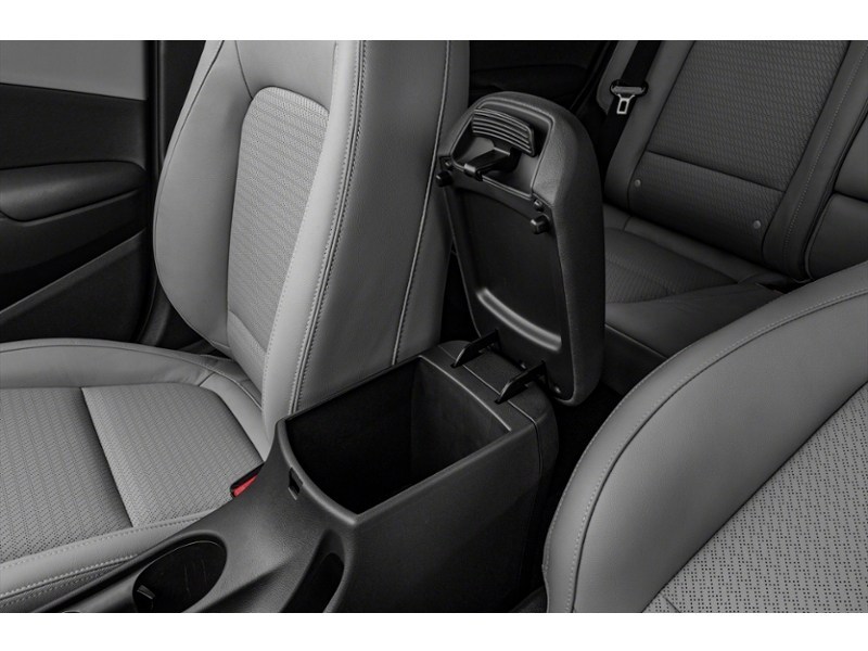2018 Hyundai Kona 1.6T Ultimate AWD w/Colour Pack Interior Shot 7