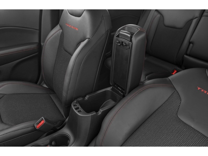 2019 Jeep Compass Trailhawk 4x4 Interior Shot 7