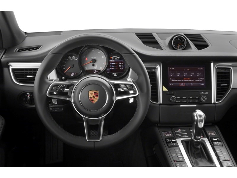 2018 Porsche Macan GTS Interior Shot 3