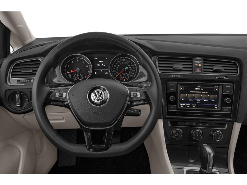 2019 Volkswagen Golf Comfortline 5-door Auto Interior Shot 3