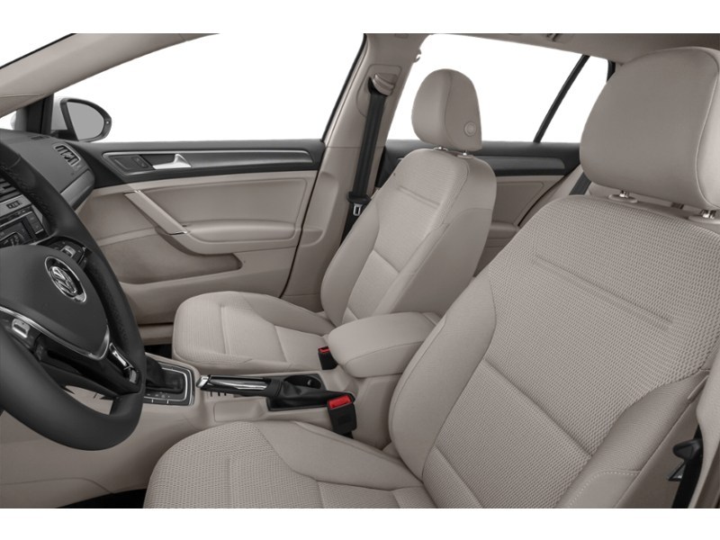 2019 Volkswagen Golf Comfortline 5-door Auto Interior Shot 4