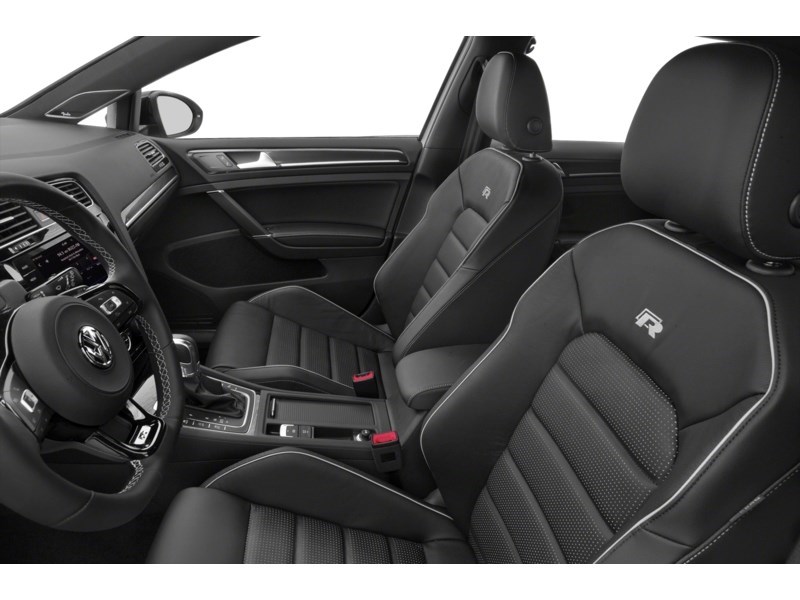 2019 Volkswagen Golf R DSG Interior Shot 4