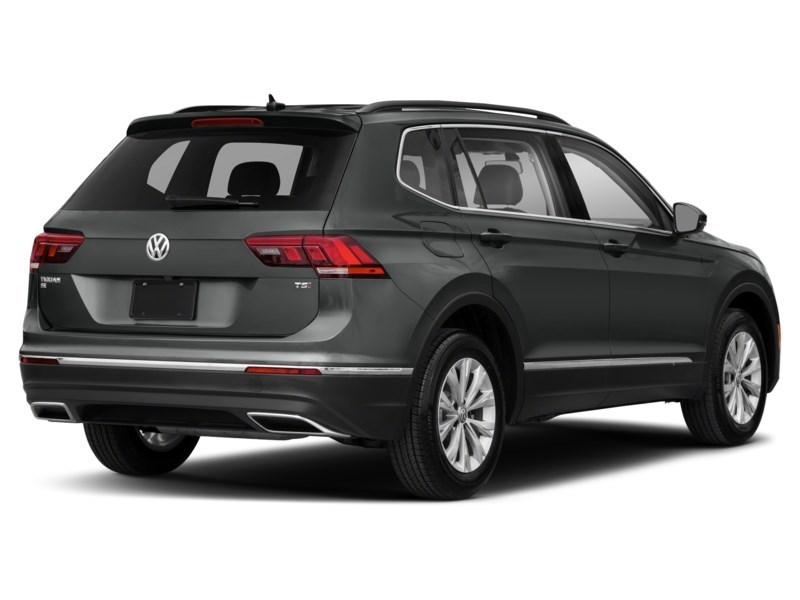 2018 Volkswagen Tiguan Comfortline Exterior Shot 2
